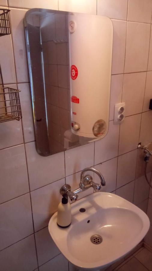 Hotel Втори Километър Ovcha Mogila Exterior foto